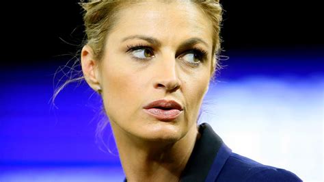 erin andrews leaks|Erin Andrews Nude Peephole Video Is Still An Internet Sensation